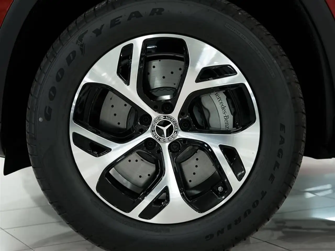 Mercedes-Benz GLC - Image 7