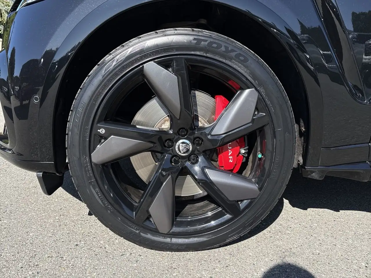 Jaguar F-Pace - Image 18