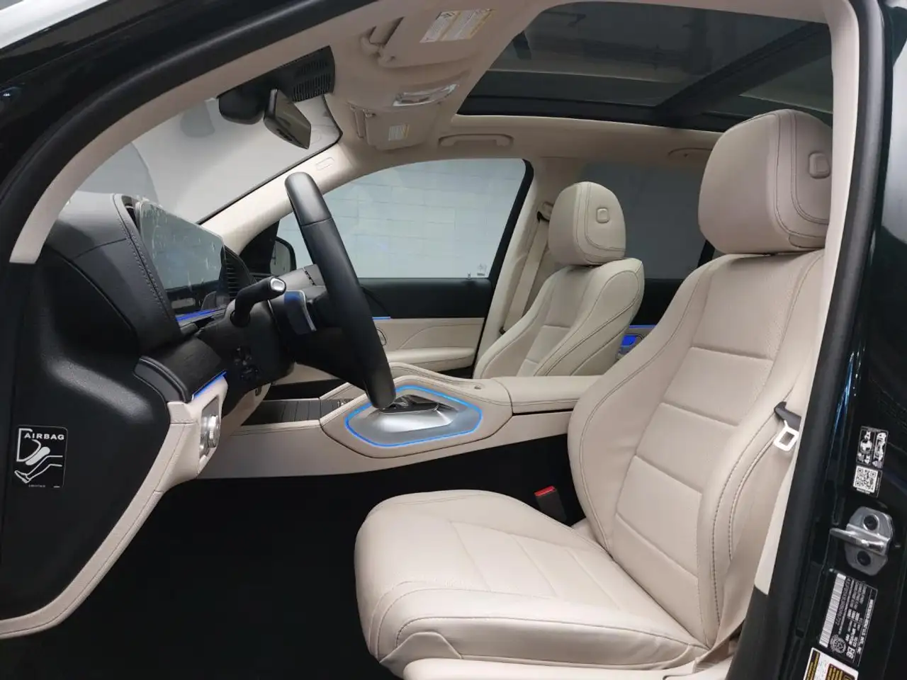 Mercedes-Benz GLE - Image 14
