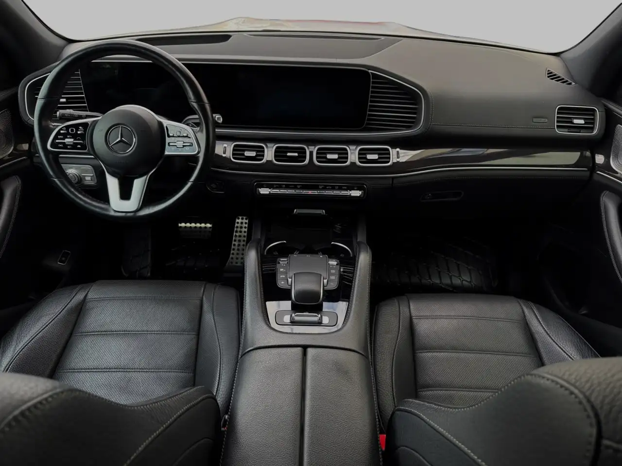 Mercedes-Benz GLS - Image 12