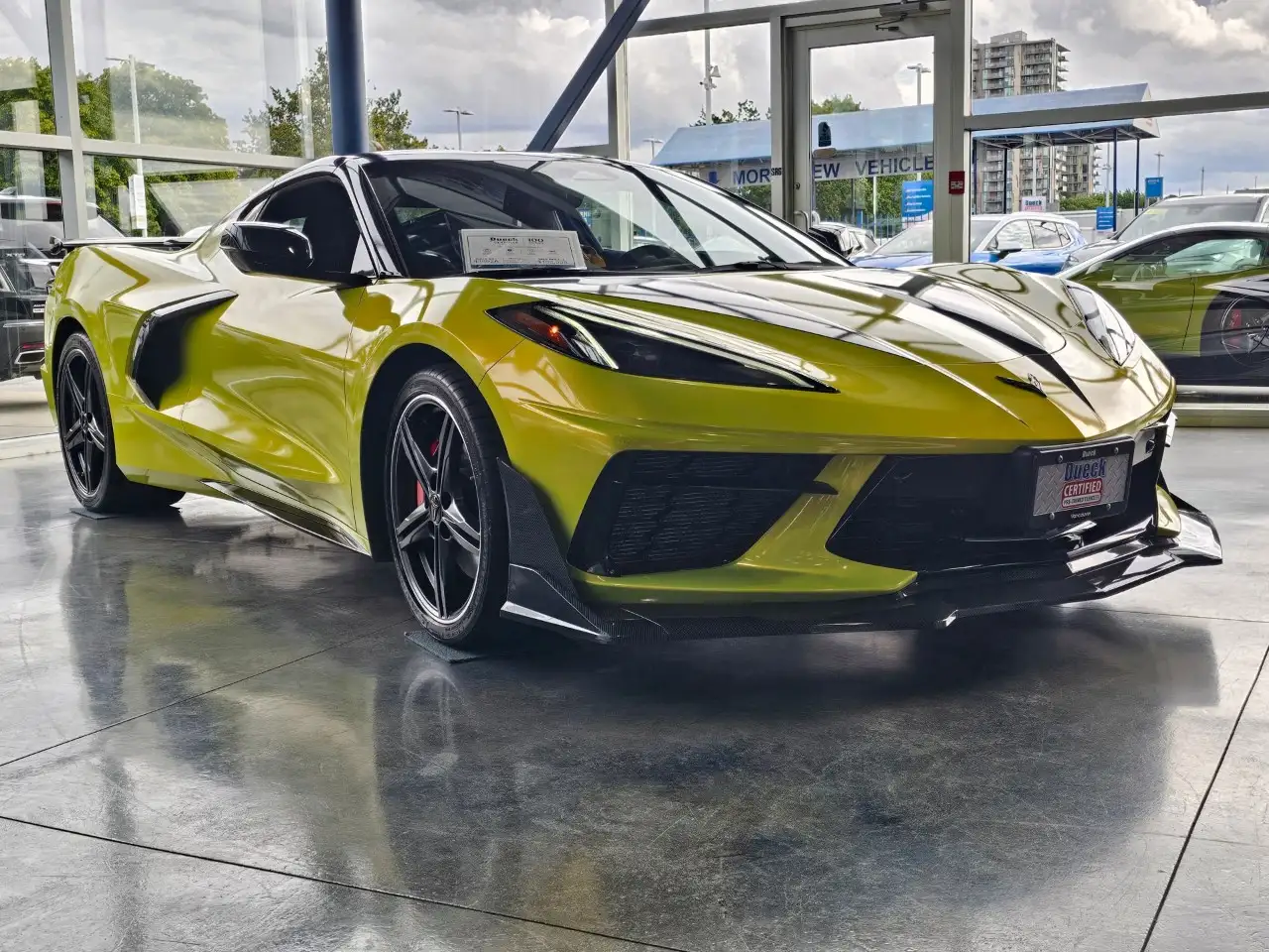 Chevrolet Corvette - Image 12