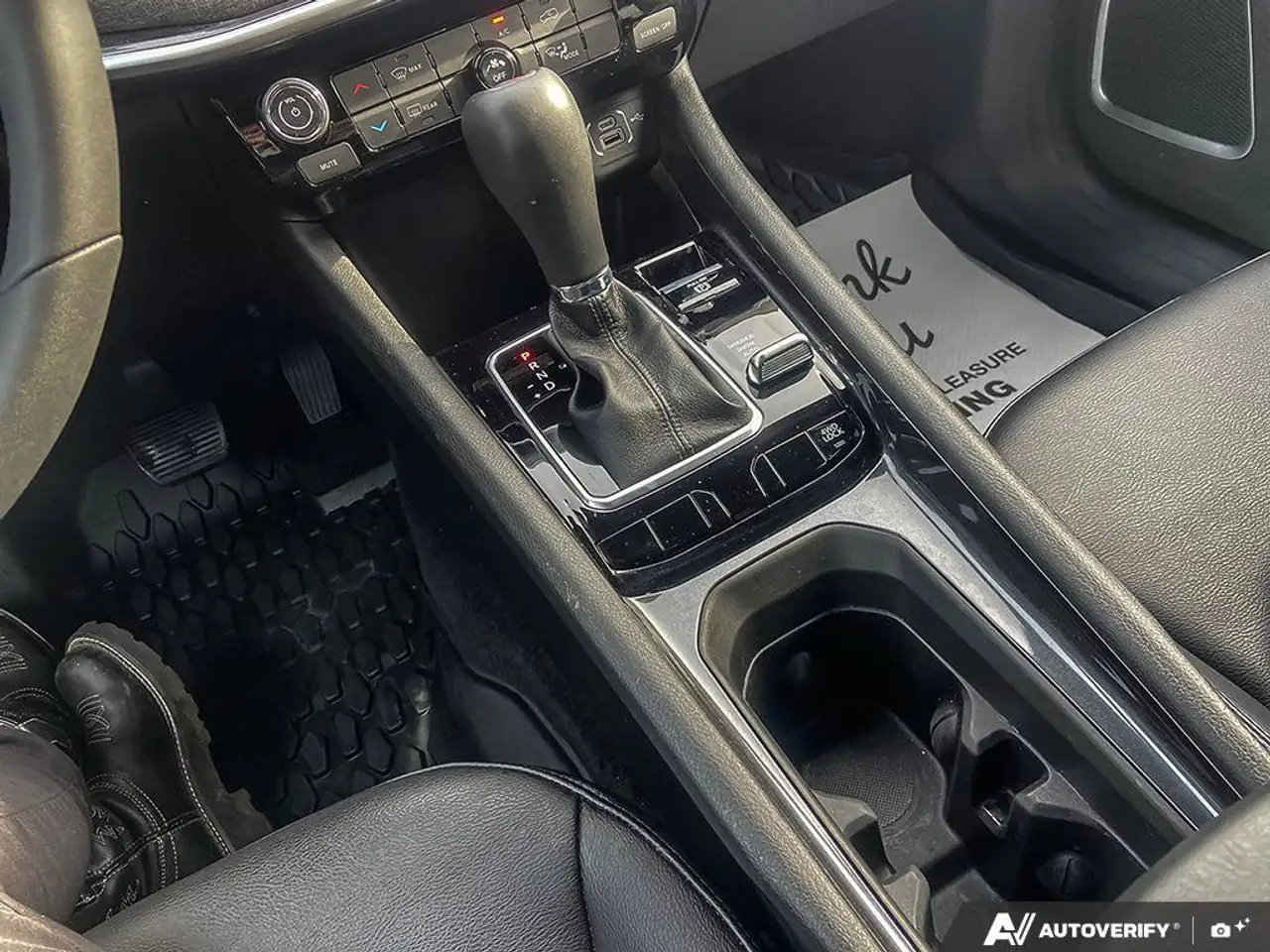 Jeep Compass - Image 18