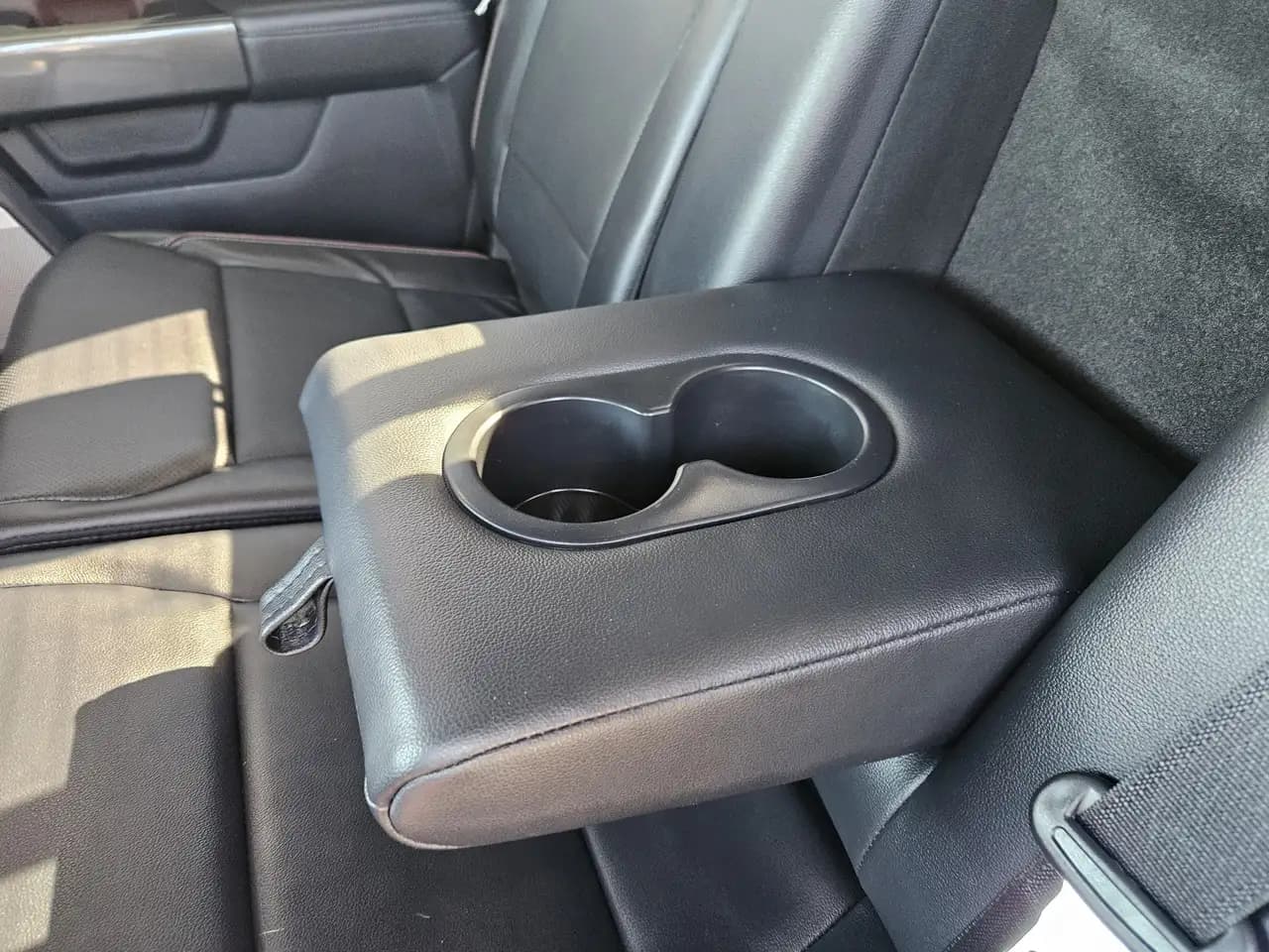 Ford F-150 - Image 29