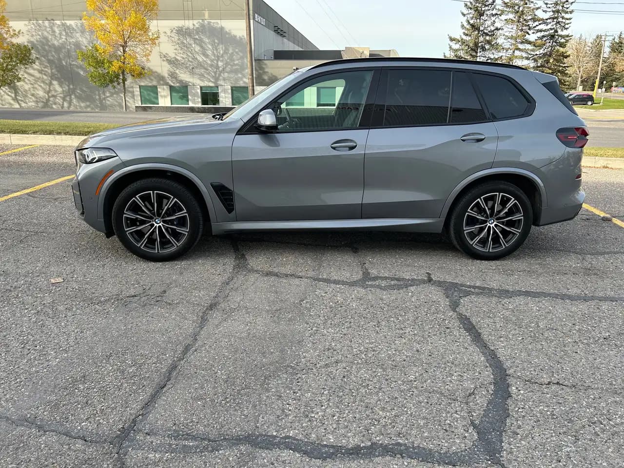 BMW X5 - Image 2