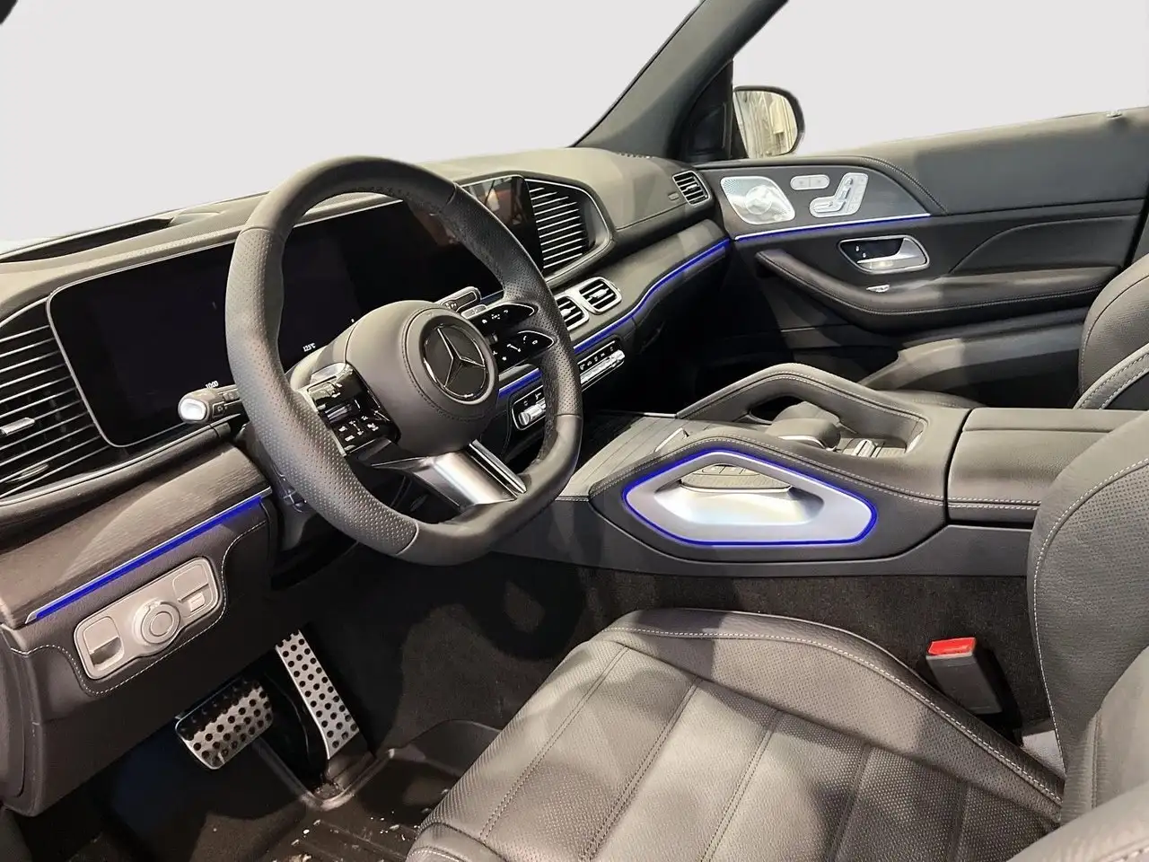 Mercedes-Benz GLS - Image 11