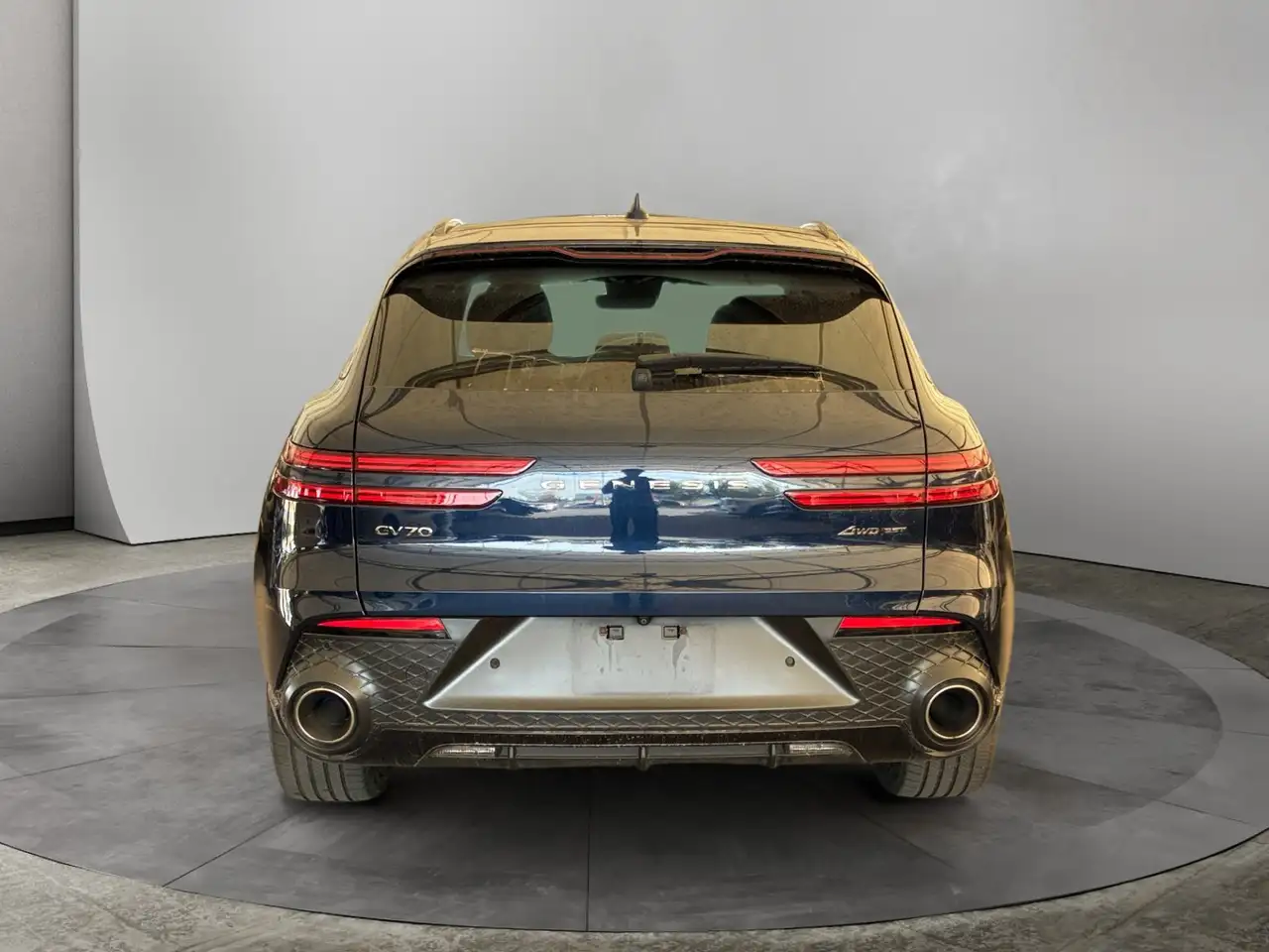Genesis GV70 - Image 4