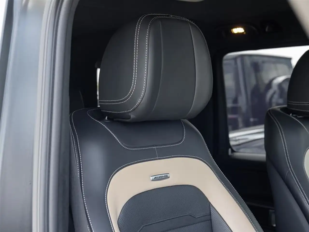 Mercedes-Benz G-Class - Image 40