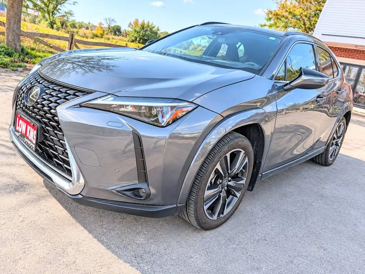 Lexus UX - Image 2