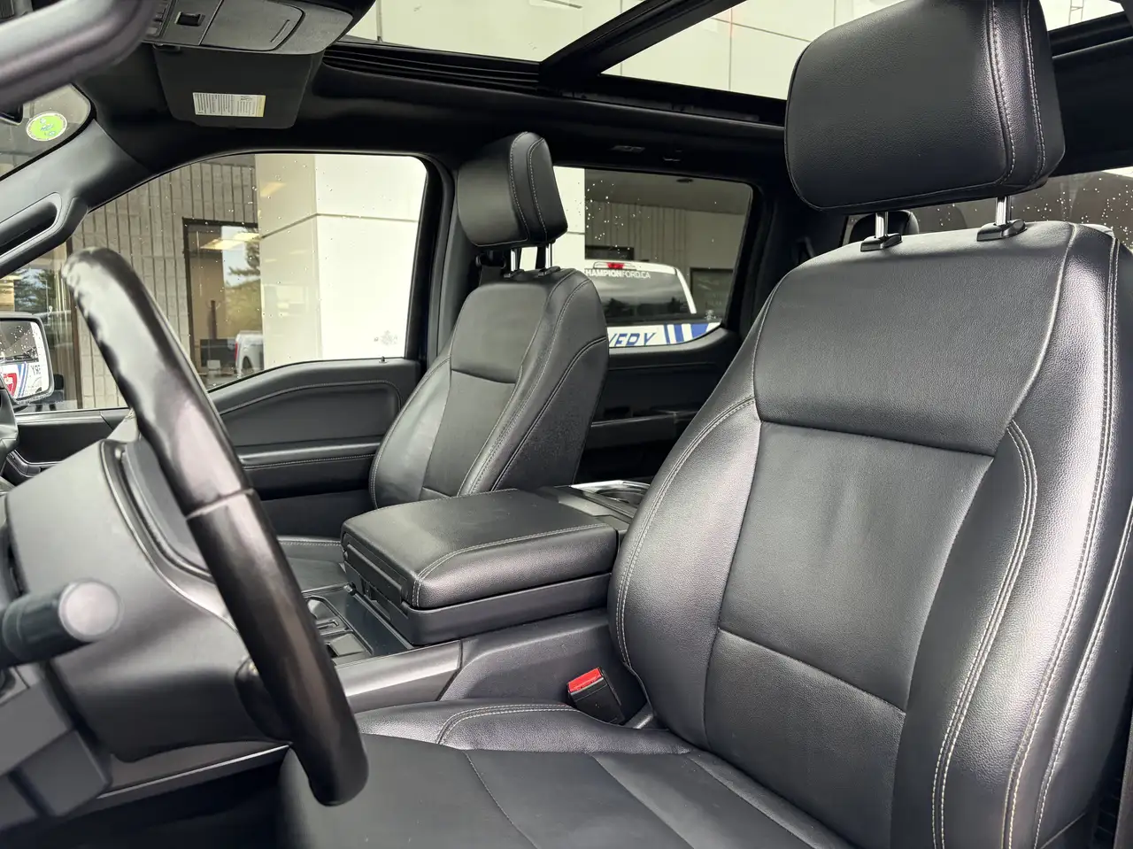 Ford F-150 - Image 10