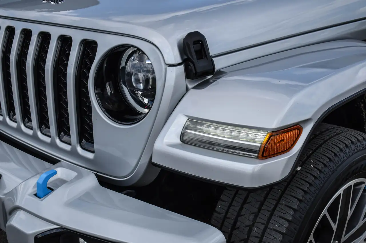 Jeep Wrangler - Image 7