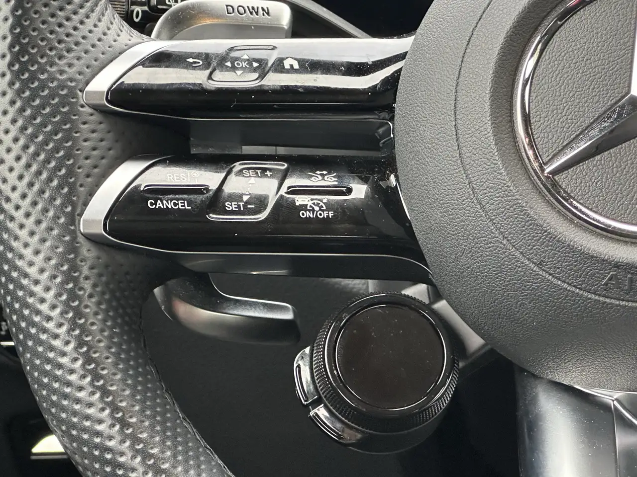 Mercedes-Benz GLC - Image 13