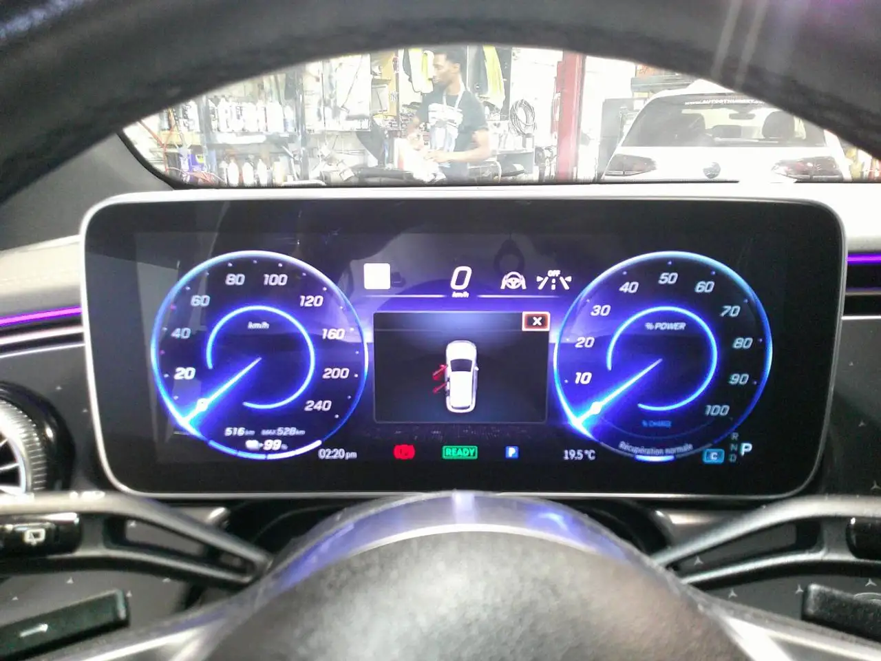 Mercedes-Benz EQE - Image 12