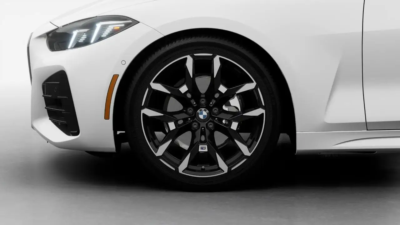 BMW 4 Series - Image 7