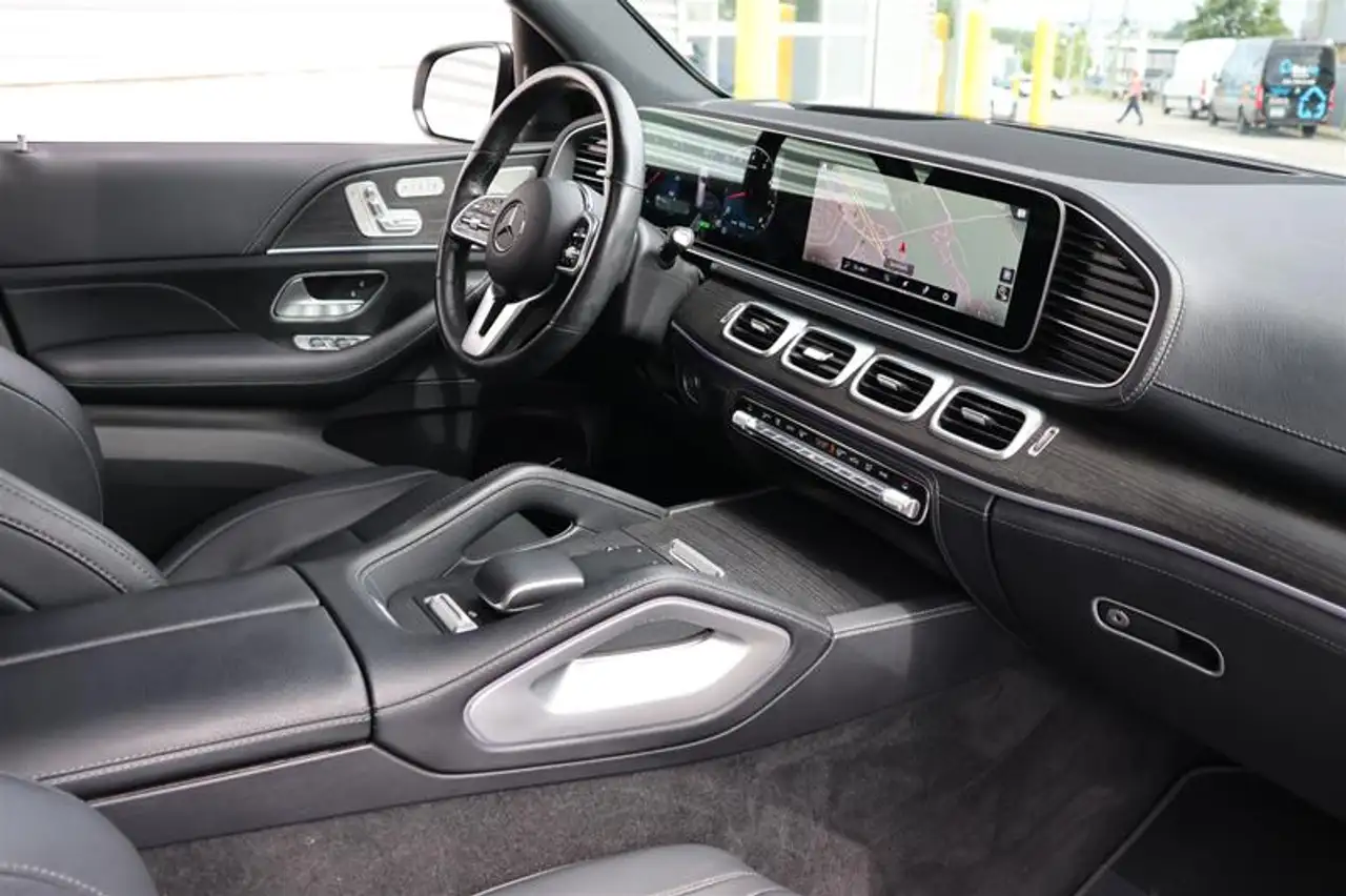 Mercedes-Benz GLS - Image 15