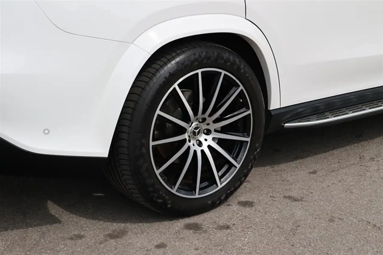 Mercedes-Benz GLS - Image 11