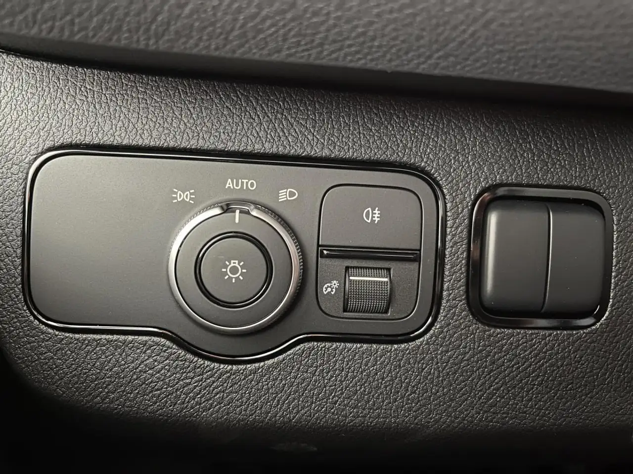Mercedes-Benz Sprinter - Image 20