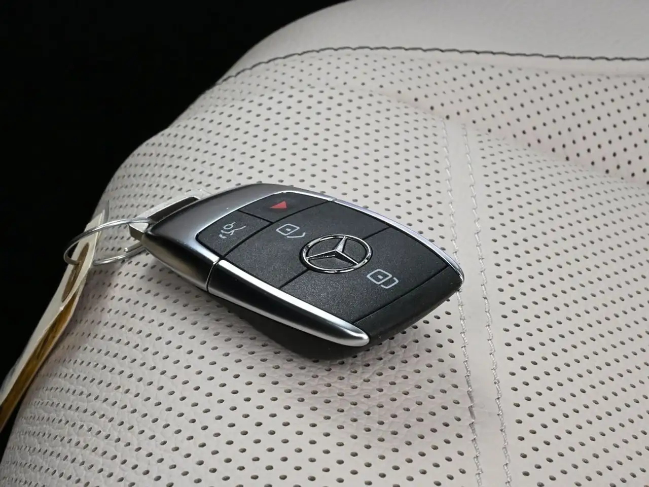 Mercedes-Benz GLE - Image 5
