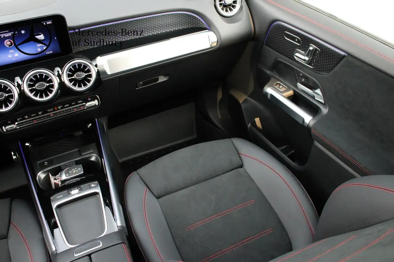 Mercedes-Benz GLB - Image 23
