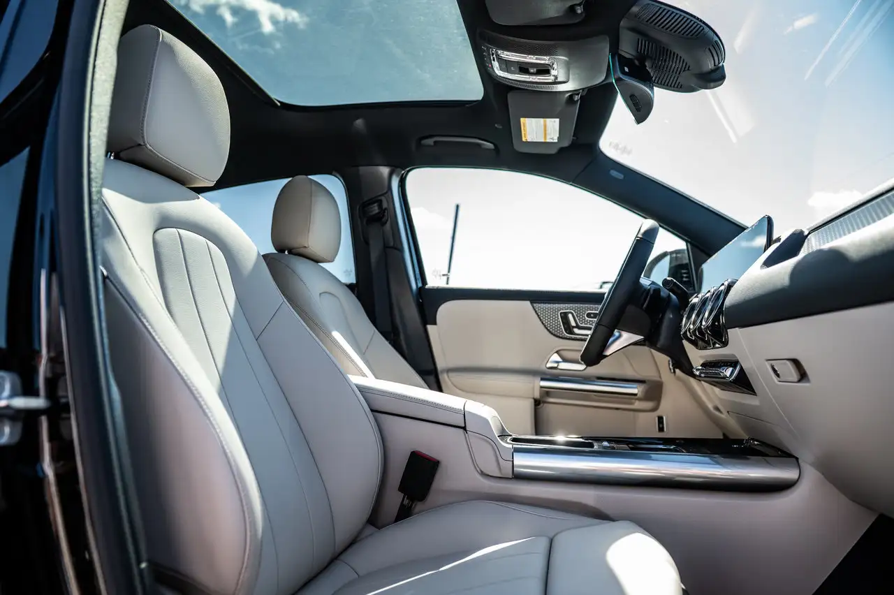 Mercedes-Benz GLA - Image 13