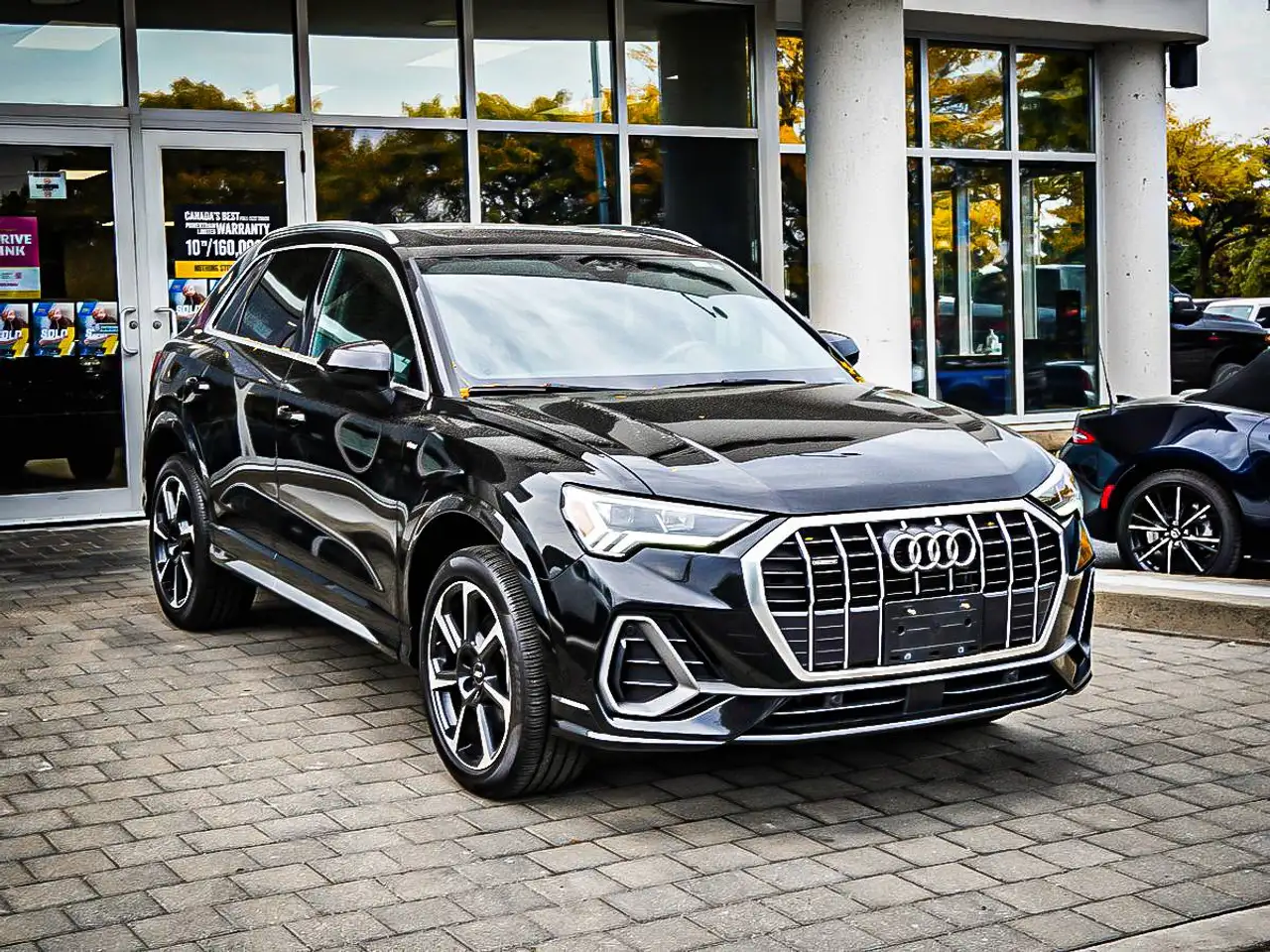 Audi Q3 - Image 2