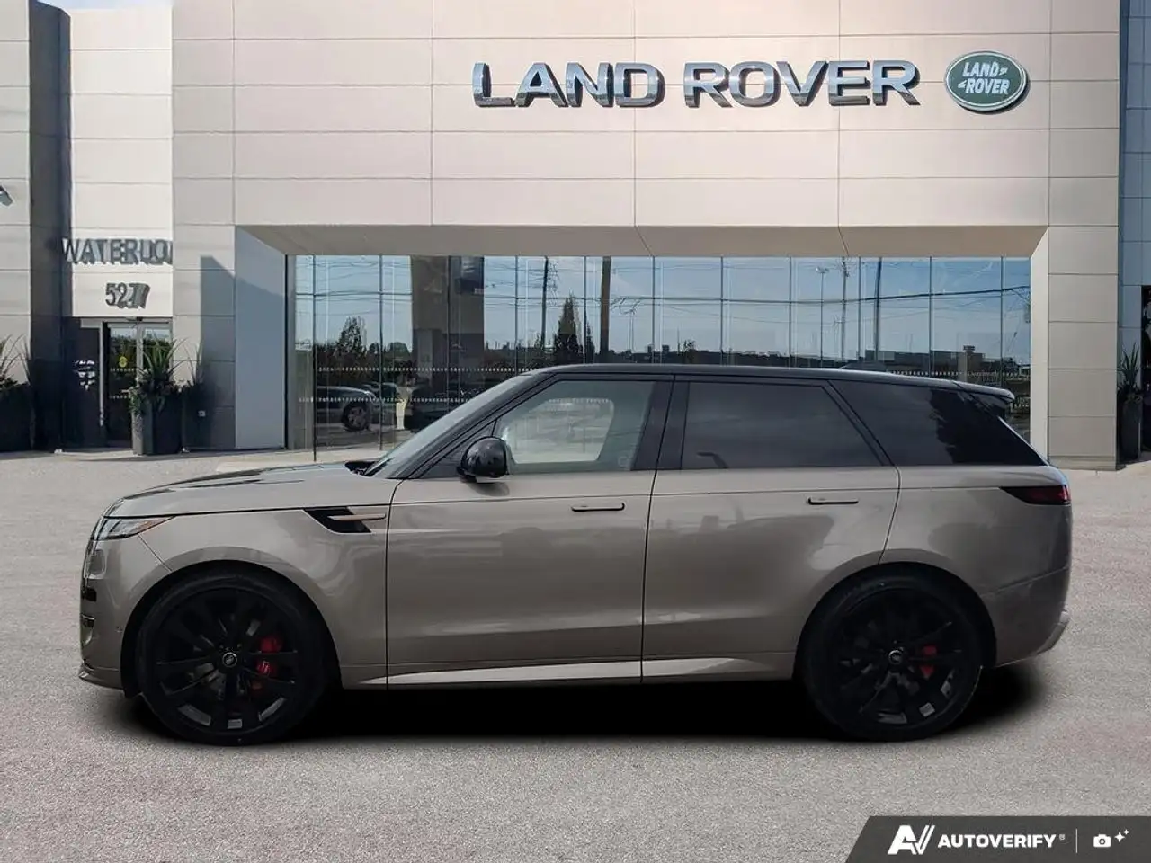 Land Rover Range Rover Sport - Image 3