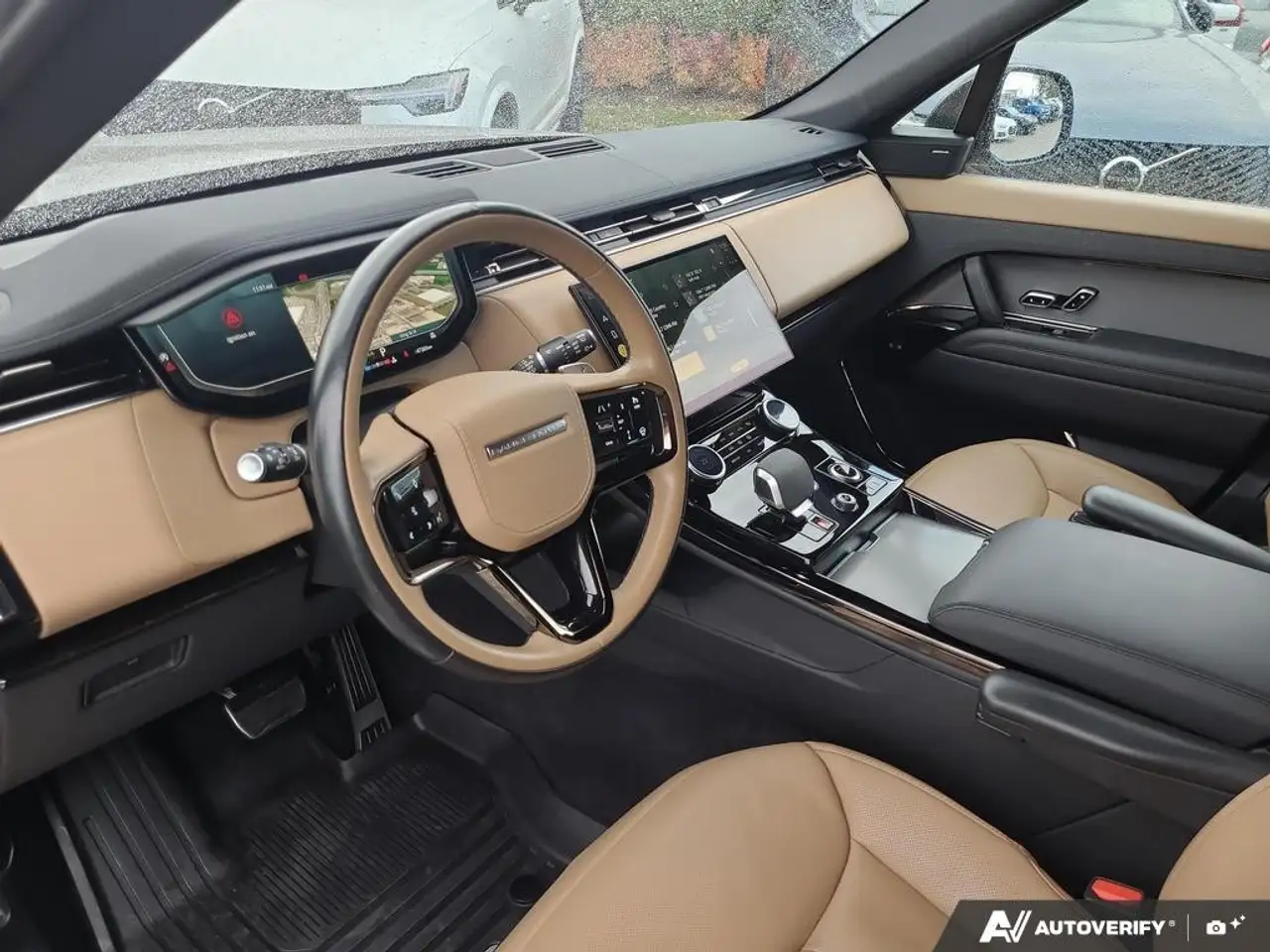 Land Rover Range Rover Sport - Image 12