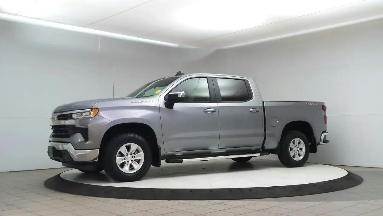 Chevrolet Silverado 1500 - Image 7