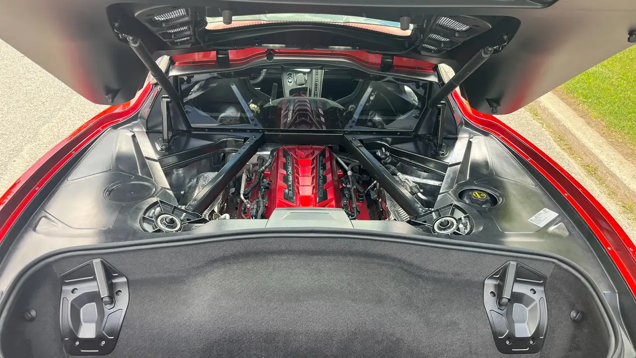 Chevrolet Corvette - Image 7