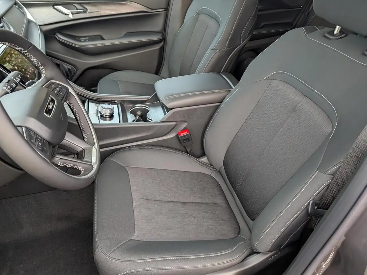 Jeep Grand Cherokee - Image 7