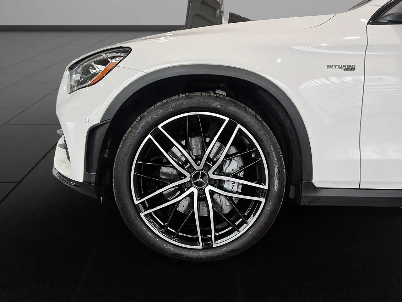 Mercedes-Benz GLC - Image 19