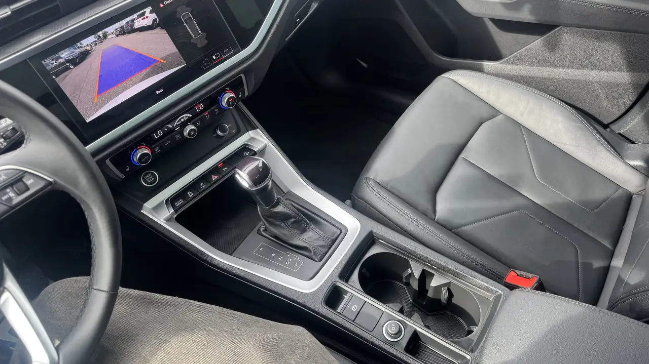 Audi Q3 - Image 13