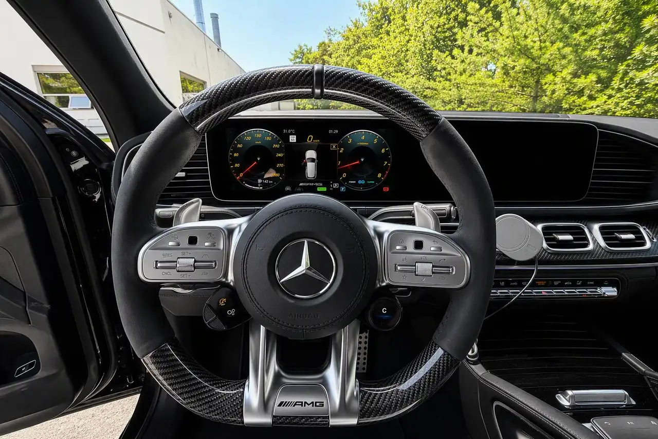 Mercedes-Benz GLE - Image 16