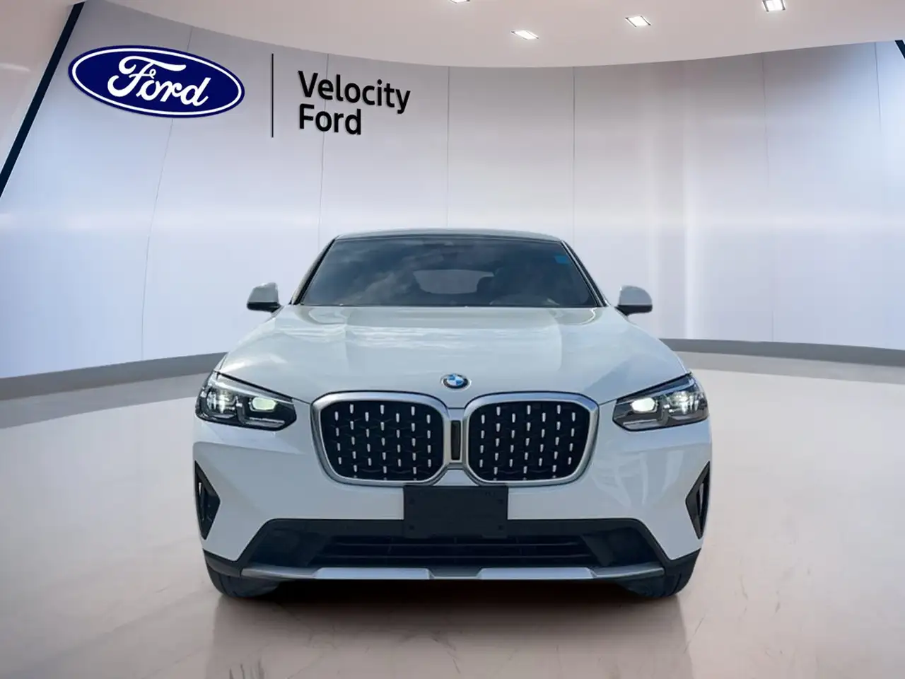 BMW X4 - Image 2