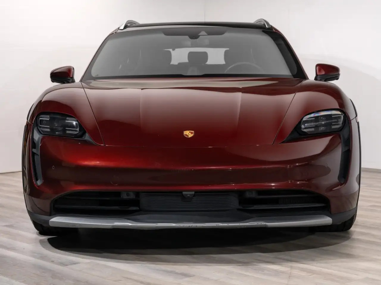 Porsche Taycan - Image 2