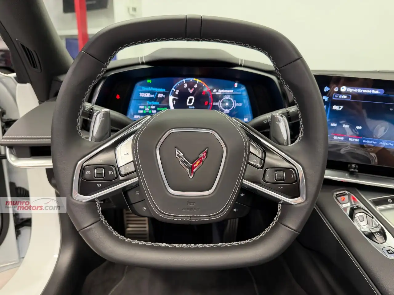 Chevrolet Corvette - Image 33
