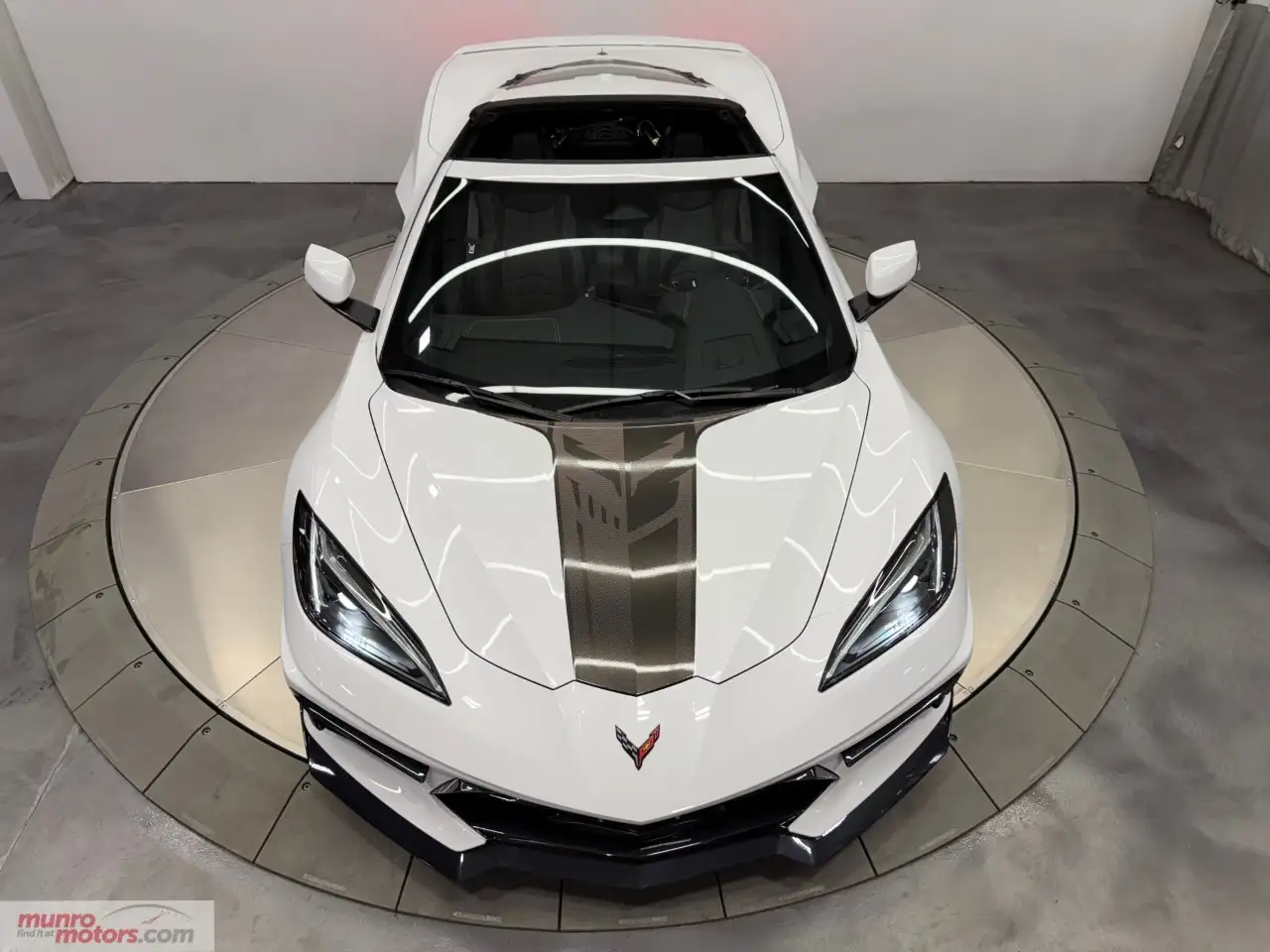 Chevrolet Corvette - Image 15