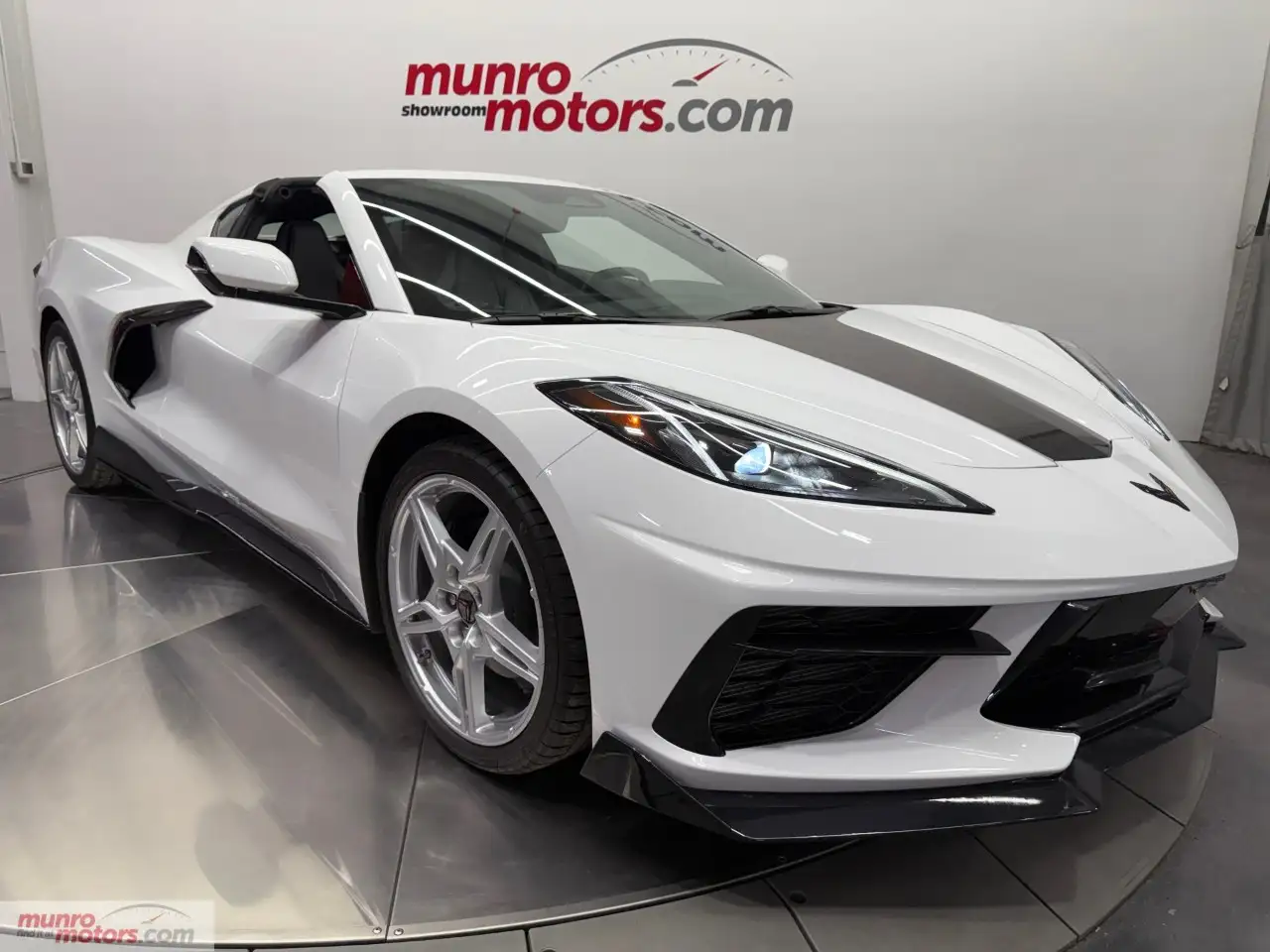 Chevrolet Corvette - Image 1