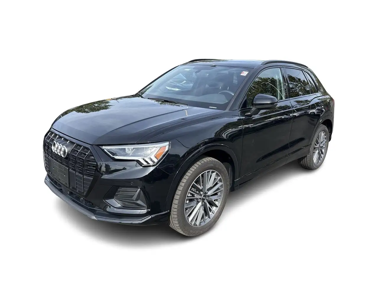 Audi Q3 - Image 6
