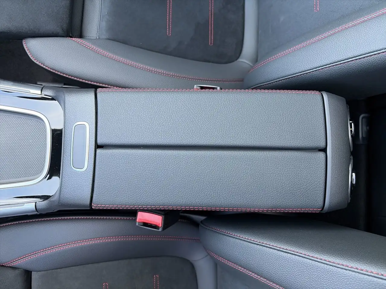 Mercedes-Benz GLA - Image 29