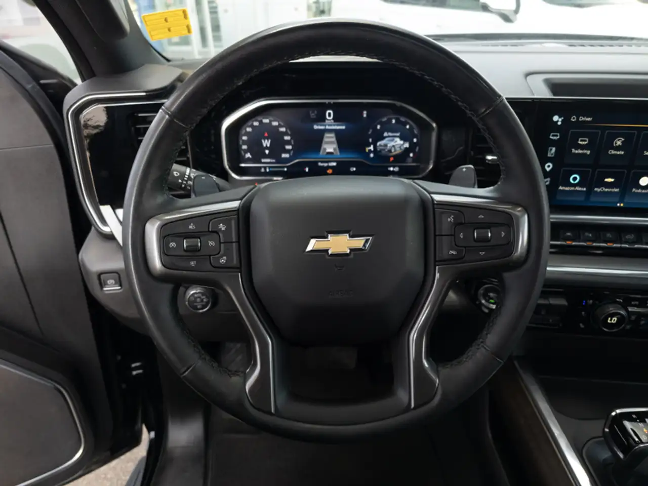 Chevrolet Silverado 1500 - Image 16