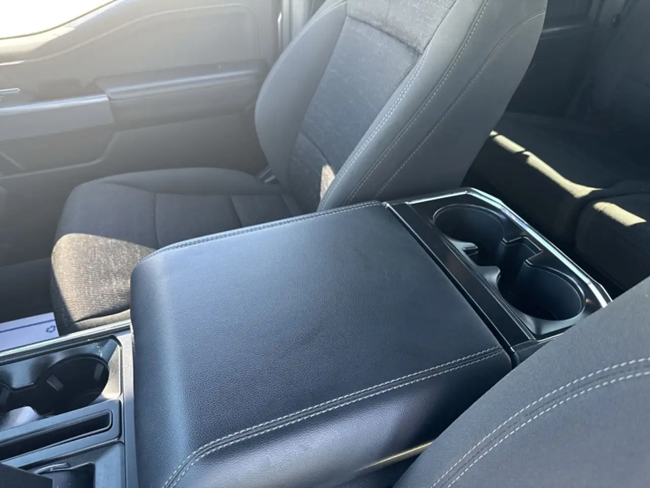 Ford F-150 - Image 22