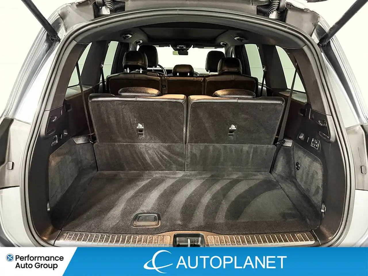 Mercedes-Benz GLS - Image 13