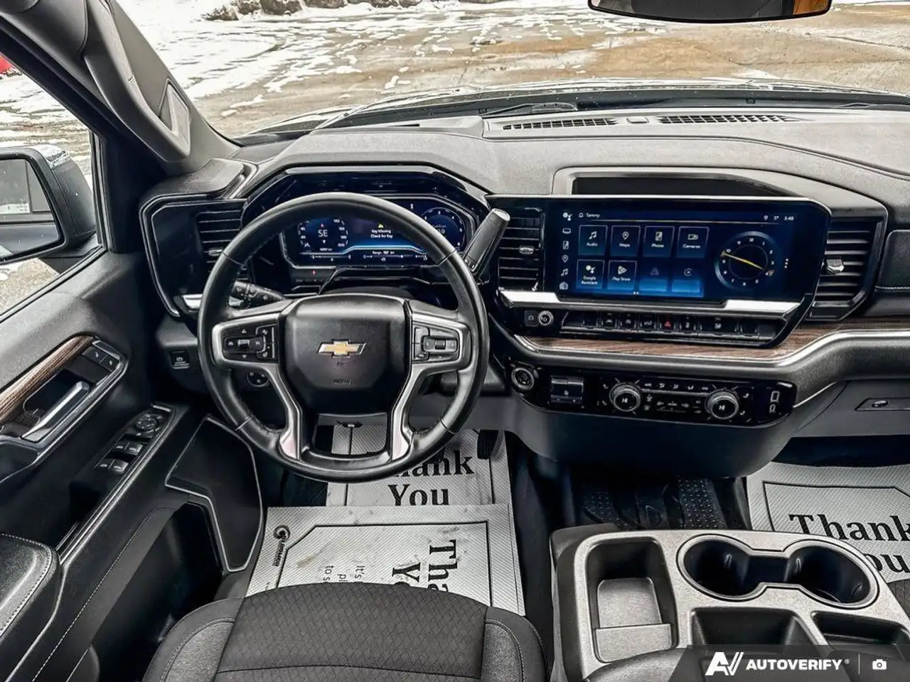 Chevrolet Silverado 1500 - Image 27