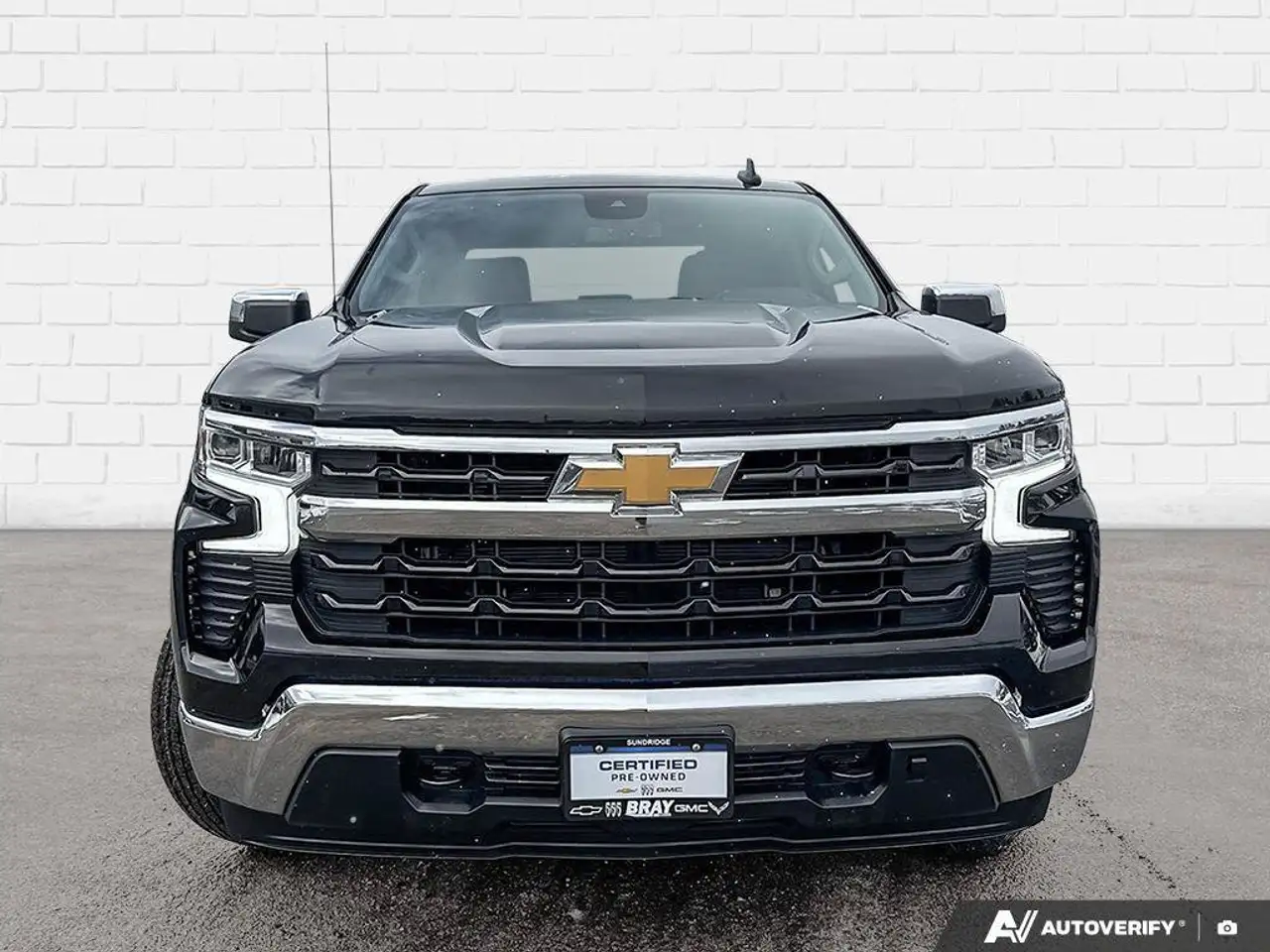 Chevrolet Silverado 1500 - Image 8