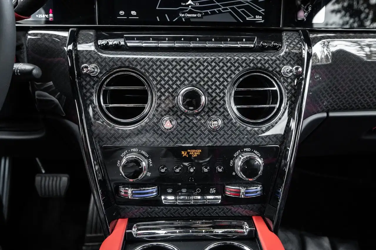 Rolls-Royce Cullinan - Image 19