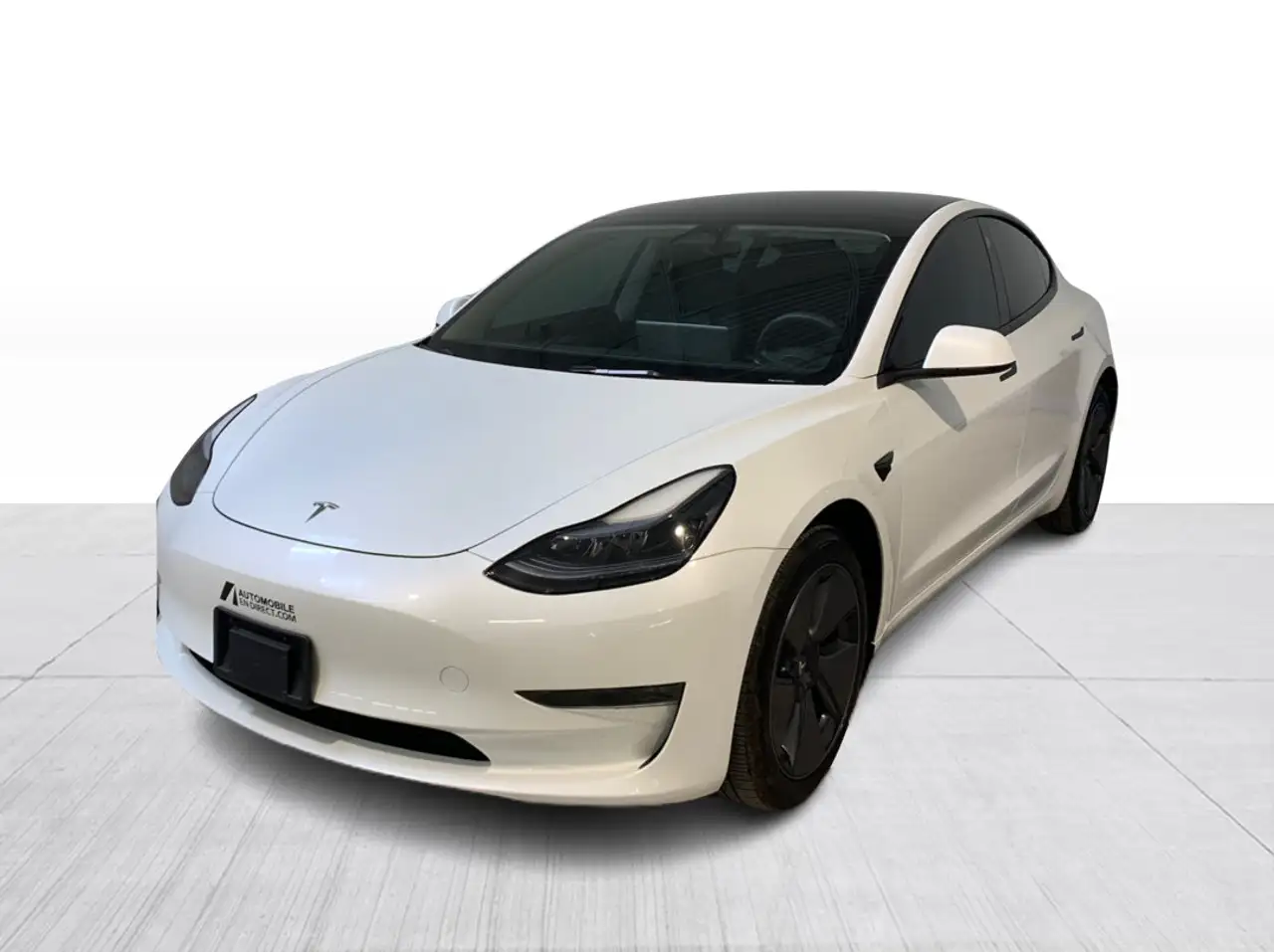 Tesla Model 3 - Image 9