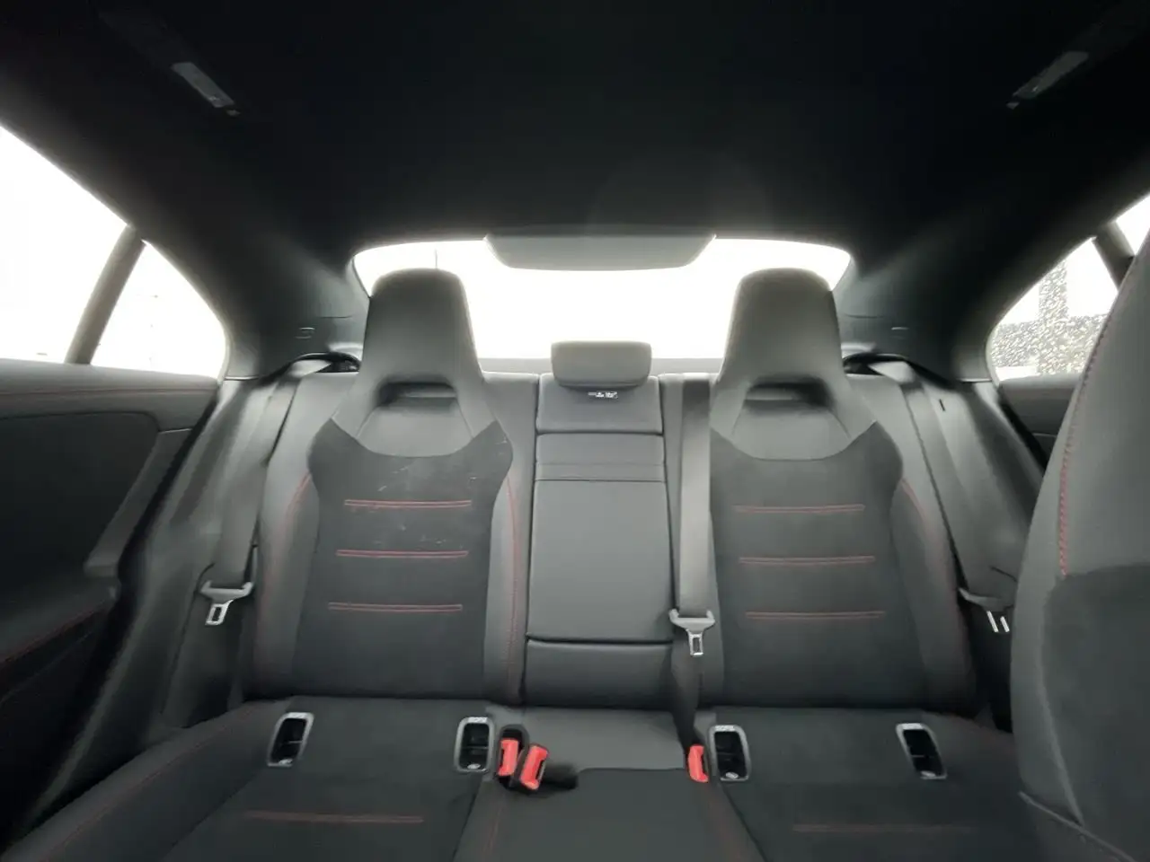 Mercedes-Benz CLA - Image 21