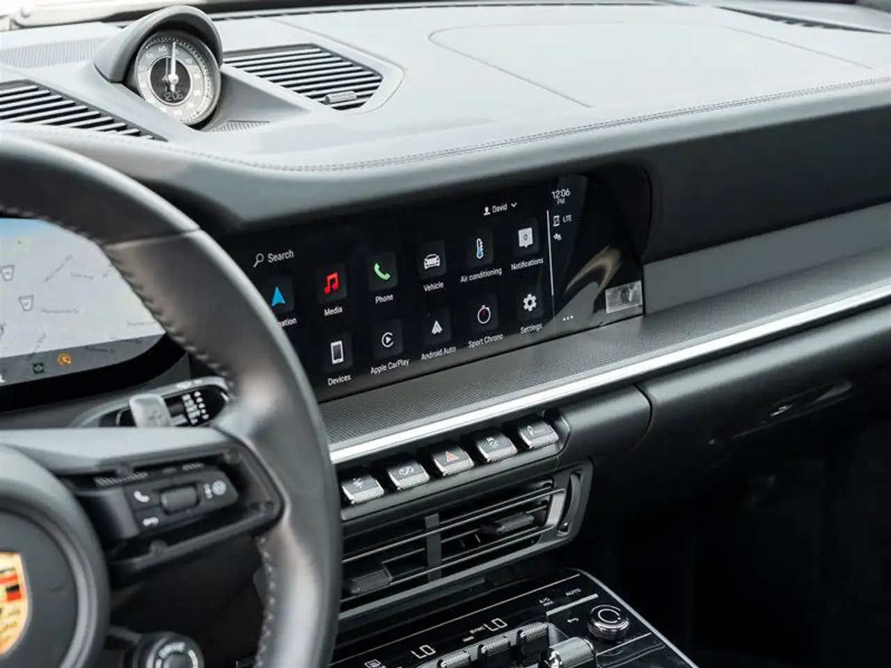 Porsche 911 - Image 39