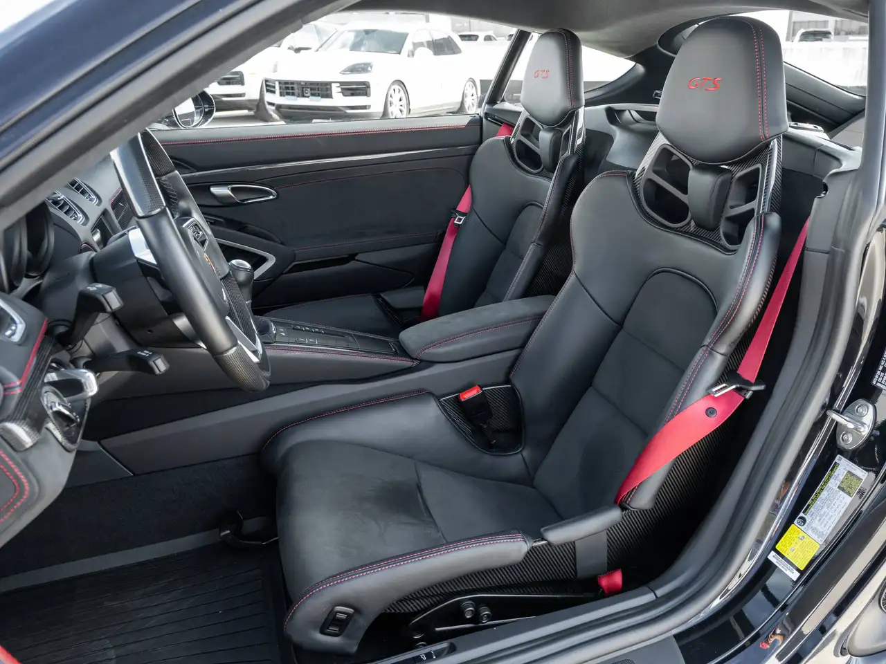 Porsche 718 Cayman - Image 16