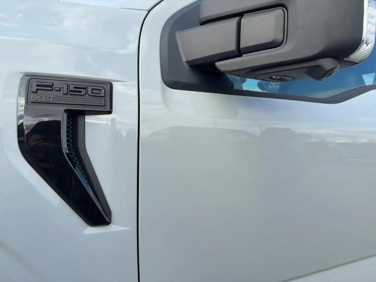 Ford F-150 - Image 26